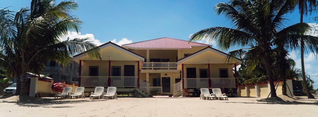 The White Horse Inn - Hopkins Village Beach Belize Exterior foto